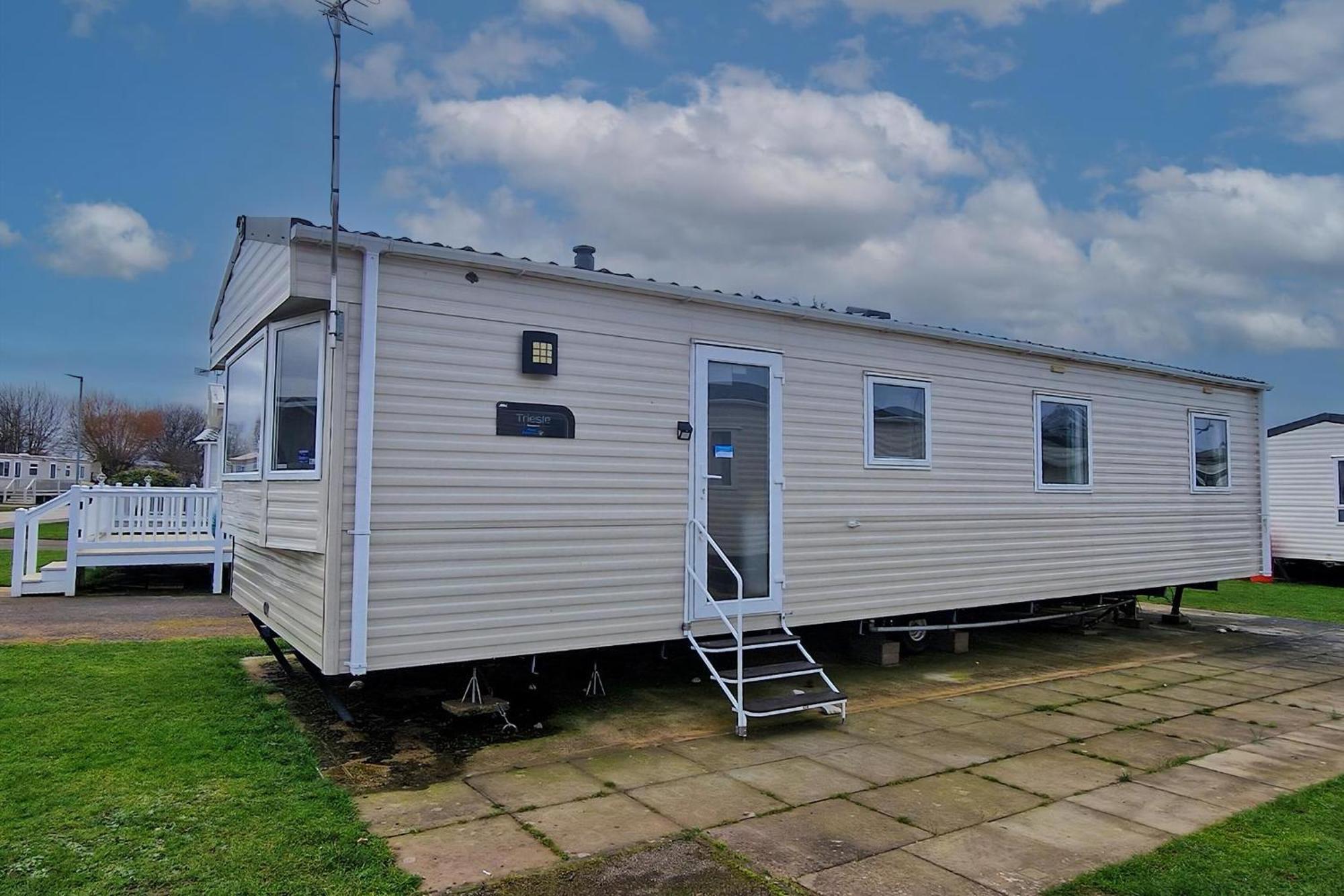 8 Berth Caravan For Hire At Manor Park Near To A Great Beach Ref 23041C Hunstanton Zewnętrze zdjęcie